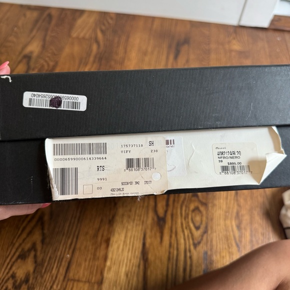 Gucci Black Leather combat Boots with logo - Picture 11 of 13